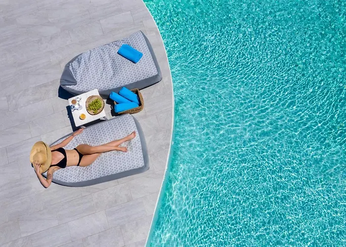 Hotel Santa Irina Luxury Sunny Lofts 4*