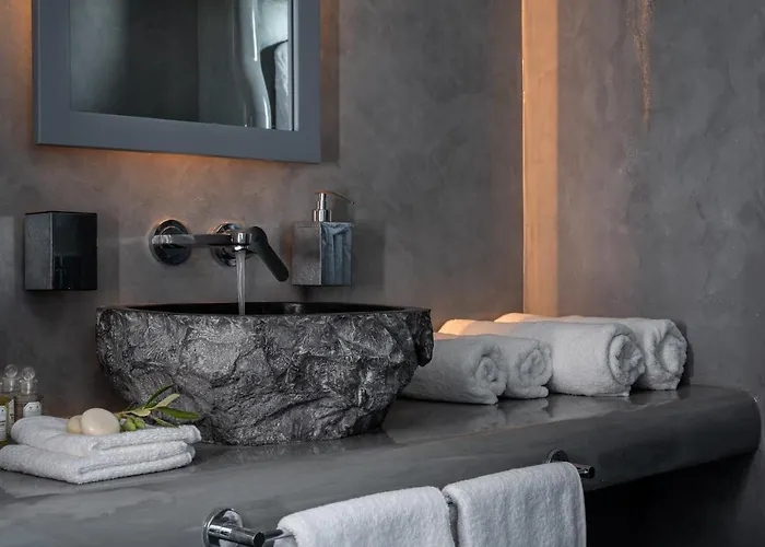 Hotel Santa Irina Luxury Sunny Lofts 4*