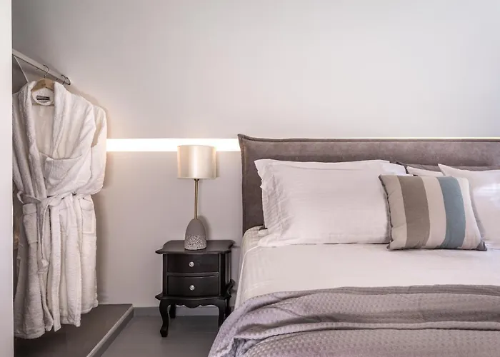 Hotel Santa Irina Luxury Sunny Lofts Perivolos