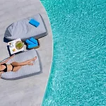 Ξενοδοχείο Santa Irina Luxury Sunny Lofts 4*