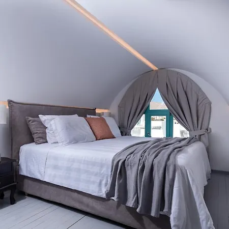 Santa Irina Luxury Sunny Lofts Hotel 4*