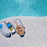 Santa Irina Luxury Sunny Lofts Hotel 4*
