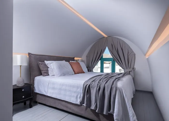 Santa Irina Luxury Sunny Lofts Hotel 4*