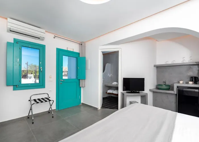 Hotel Santa Irina Luxury Sunny Lofts 4*