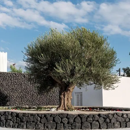 Hotell Santa Irina Luxury Sunny Lofts 4*