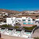 Отель Santa Irina Luxury Sunny Lofts 4*